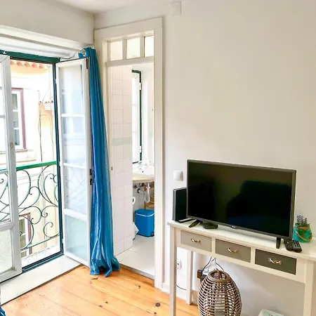 Portuguese Classic Flat At Historic Center 아파트 *